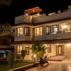 Villa Tapah 
