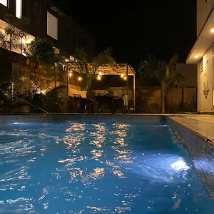 Villa 7 Hill - 2 Bed Private Pool 