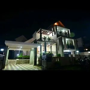 Villa Moon 