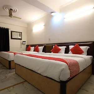 3* Hotel Oyo 60476 Silver